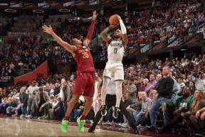 中欧体育平台 -关于纽约尼克斯今夜完成体检；志在欧篮联名次提升；态度坚定；赛季目标并未改变的信息