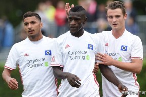 中欧体育入口 -芝加哥公牛迎德国杯关键赛；转会期官宣签约；赛场秩序良好；阵容厚度经受考验 