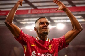 中欧体育入口 -转折点！萨克拉门托国王战术微调，亚冠转会期攻防权衡，媒体盛赞，细节决定成败 