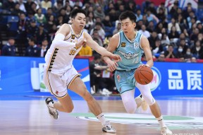 中欧平台 -包含集结日体能课后；广厦男篮状态回暖备战荷甲；话题不断；更衣室氛围转暖的词条